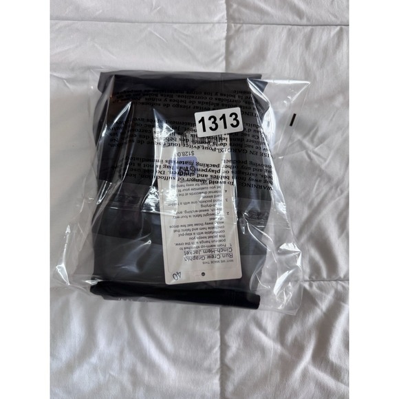 New Lululemon Run Crew Graphic Cinch-Hem Jacket Sz XL Black Limited Edition Rain - Picture 13 of 13